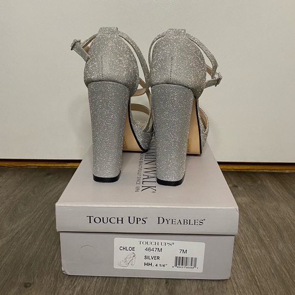 Chloe Chunky Platform Block Heel Silver Holiday Criss Cross Vamp Strappy 4” - Picture 13 of 16